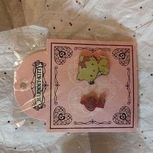 Sanrio Kitty and Key Pin Set